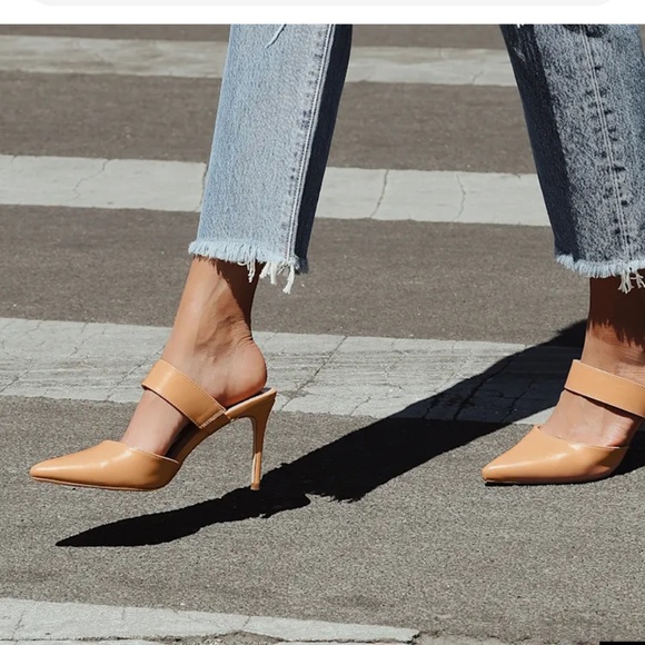 Lulu pointed toe heels - Picture 3 of 9